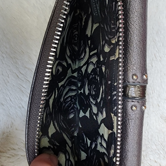 Brighton Metallic Studded Wallet EUC some corner rubbing - Picture 13 of 16